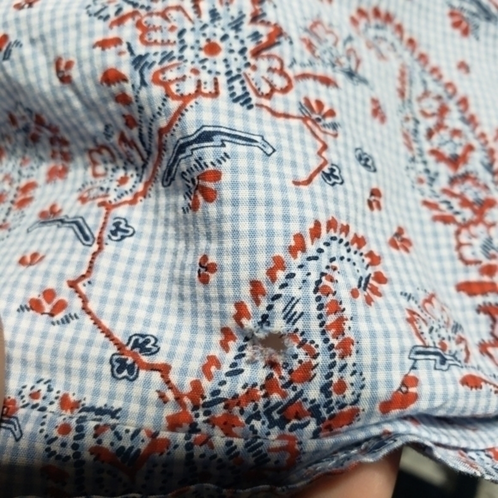 Perry Ellis button up - Picture 5 of 5